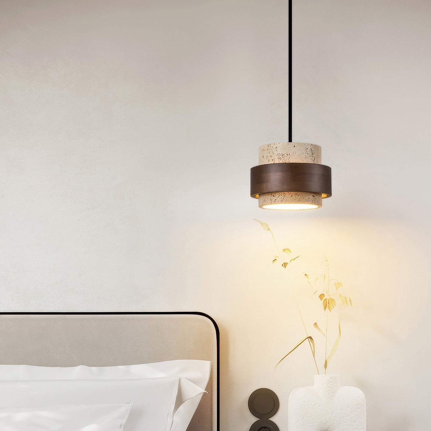 Industrielle Pendelleuchte aus Stein & Holz – Nachttischlampe im minimalistischen Design für Schlafzimmer & Leseecke
