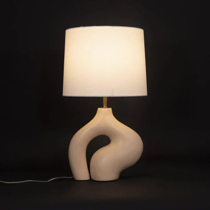 Skulpturale Tischlampe im organischen Design – Moderne Design-Leuchte für Wohnzimmer, Schlafzimmer & Atelier