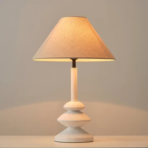 Tischlampe mit Stoffschirm und Steinsockel – Natürlicher Boho-Stil für Schlafzimmer, Wohnzimmer & Büro