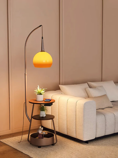 Bauhaus-inspirierter Nachttisch mit integrierter LED-Lampe – E27-Fassung, Metall-Holz-Glas-Mix, funktionales Designstück