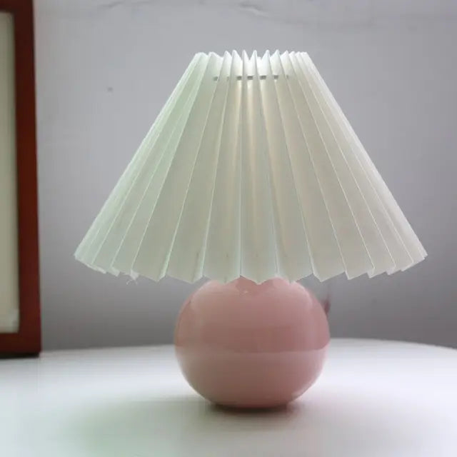 Elegante Tischlampe im Vintage-Stil - Antikes Design mit Plissee-Lampenschirm, Retro-Tischleuchte für Wohnzimmer & Schlafzimmer, Dekorativ und Stilvoll