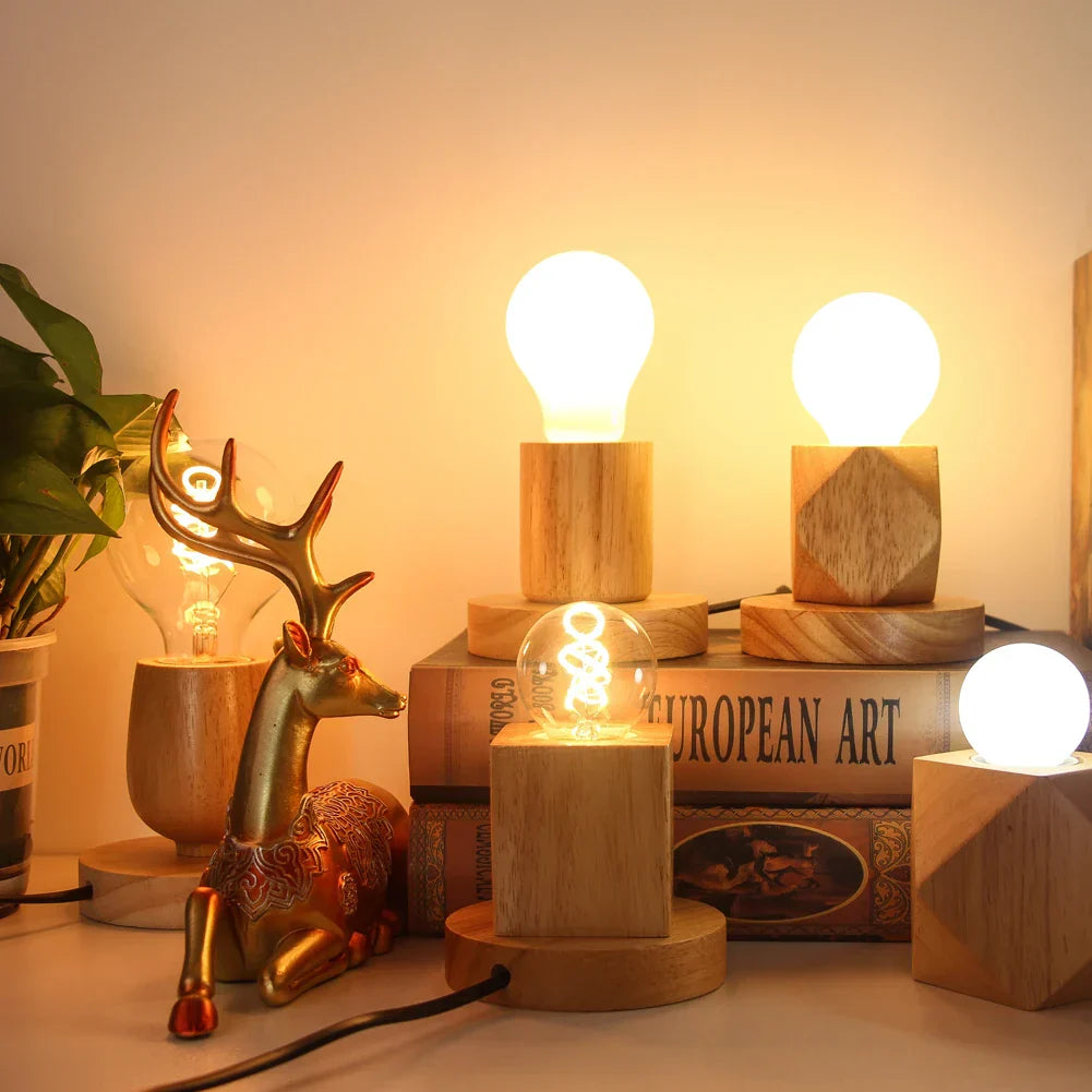 Retro Holz Tischlampe mit Lichterkugel – Dekorative Beleuchtung für Zuhause