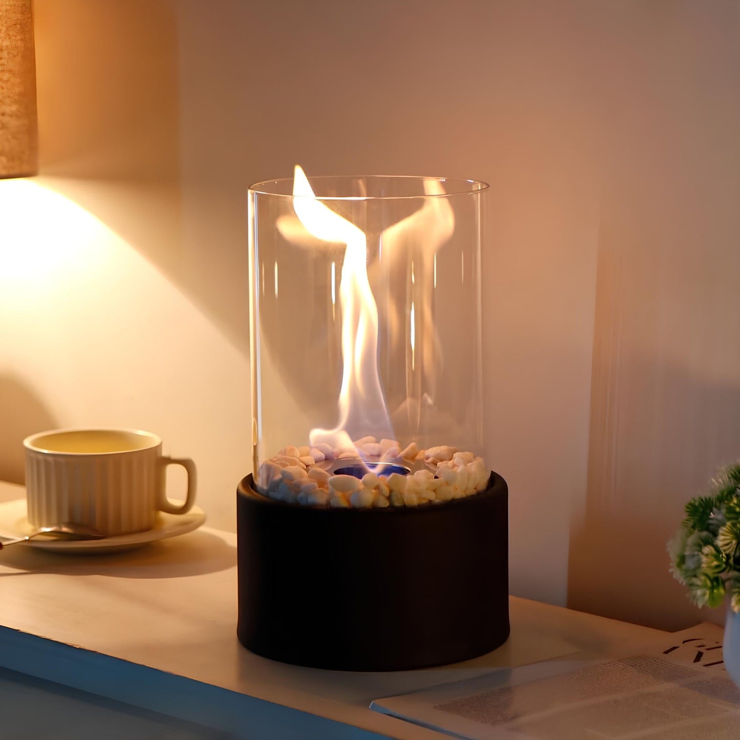 Mini Tischkamin mit Glaszylinder – Bioethanol-Feuerstelle für Innenräume, Balkon & Terrasse
