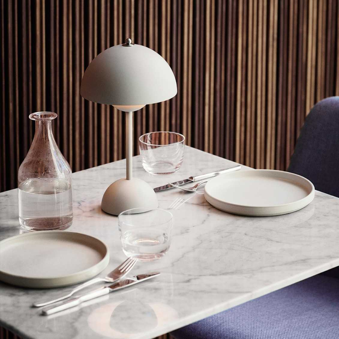 LED Tischlampe für Wohnzimmer - Stimmungslicht Innenbeleuchtung für Atmosphäre