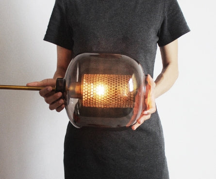 Moderne Glas-Pendelleuchte mit Metallkern – Elegante Hängelampe für Schlafzimmer, Wohnzimmer & Flur