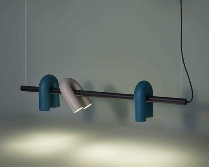 Moderne Designer-Hängelampe mit skulpturalem Rohr-Design – Eyecatcher für Wohnzimmer, Loft & Essbereich – Kreative Deckenleuchte mit Industrial-Touch