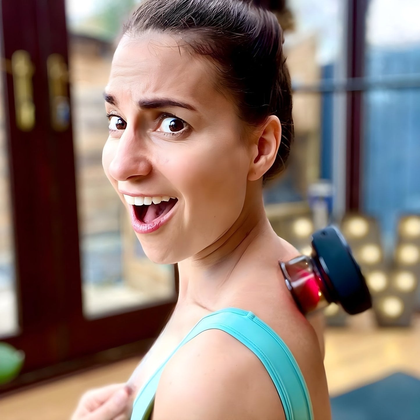 Schröpfmassagegerät mit Rotlicht & Tiefenwärme – Kabellos & Wiederaufladba