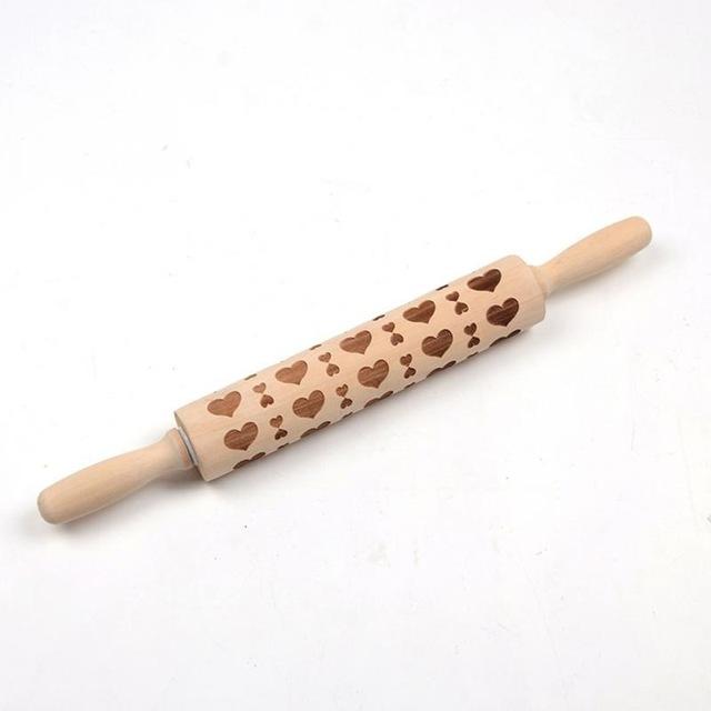 Dekor-Nudelholz aus Holz – Geprägte Teigrolle mit Mustern für Plätzchen & Gebäck, 43 cm