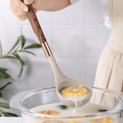 Hitzebeständiges Silikon-Küchenutensilien-Set mit Holzgriffen – Pfannenschonend & Lebensmittelecht