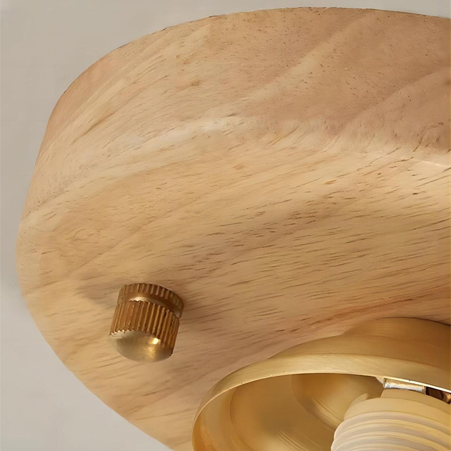 Deckenleuchte in Wolkenform – LED Aufbaulampe mit Holzsockel für Kinderzimmer, Schlafzimmer & Wohnzimmer