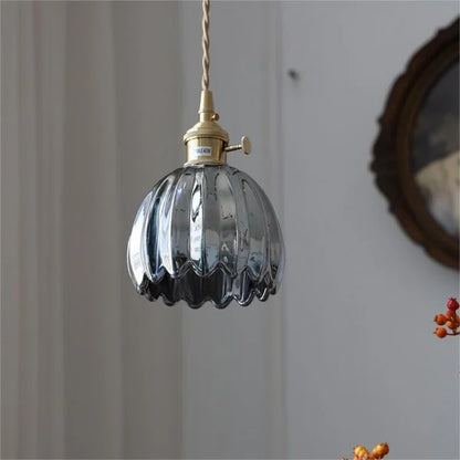 Vintage Pendelleuchten im Blütendesign – Glas-Hängelampen mit Messing-Finish für Esszimmer, Küche & Schlafzimmer