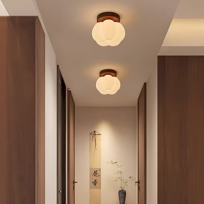 Deckenleuchte in Wolkenform – LED Aufbaulampe mit Holzsockel für Kinderzimmer, Schlafzimmer & Wohnzimmer