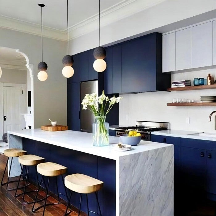 Moderne Pendelleuchte aus Zement