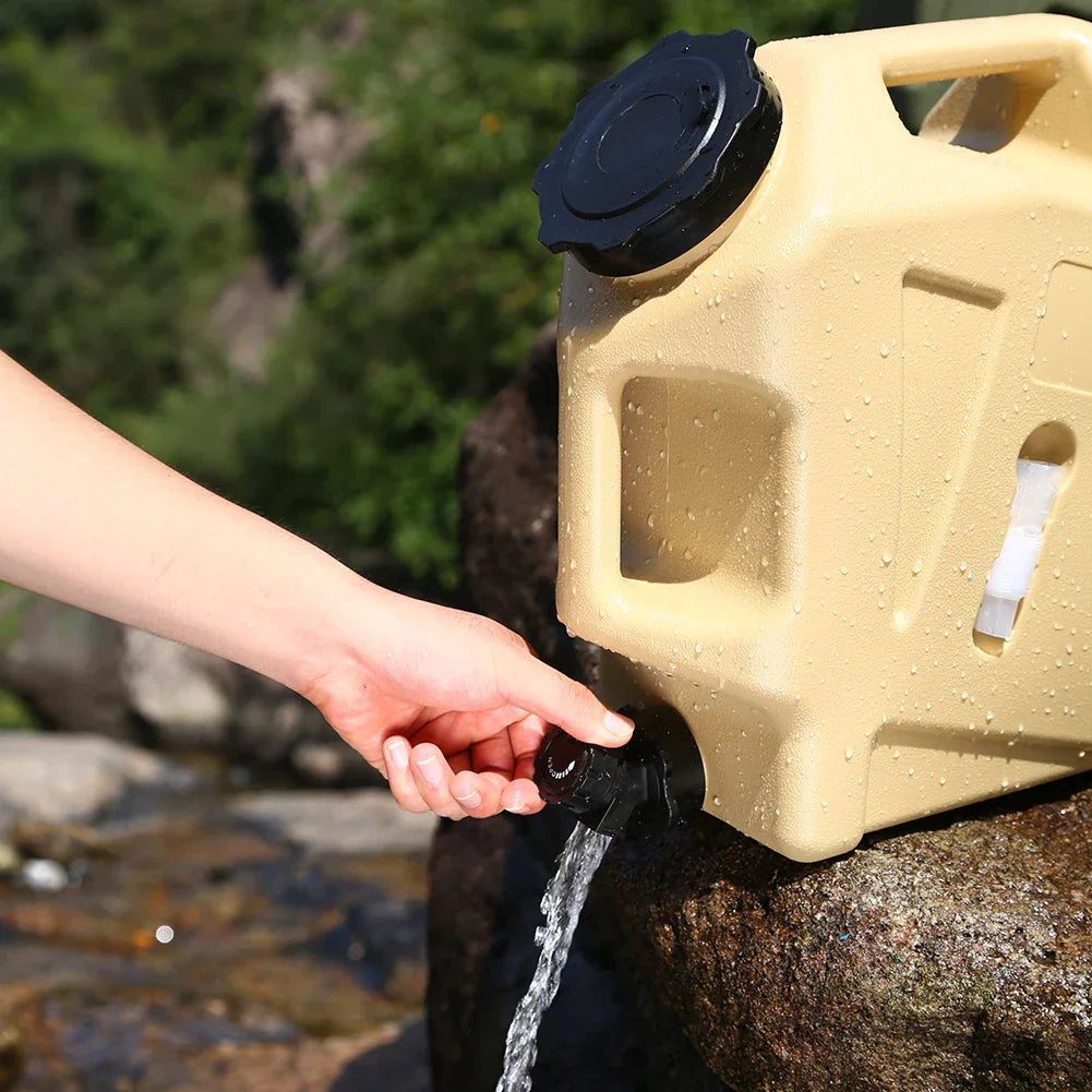 Outdoor Wasserkanister 12L – Robuster Trinkwasserbehälter für Camping & Abenteuer