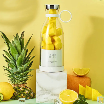 Tragbarer USB-Mixer mit leistungsstarkem 3D-Klingensystem – Perfekt für Smoothies, Säfte & Shakes unterwegs – 380ml Kapazität, wiederaufladbar