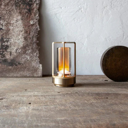 Kabellose wiederaufladbare Tischleuchte