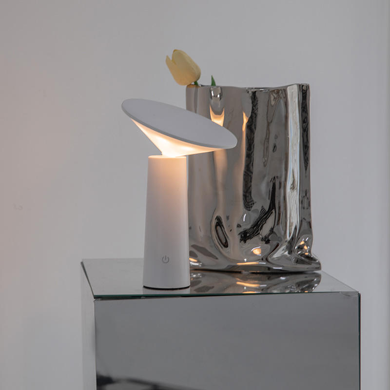 Kabellose LED-Tischleuchte mit E27-Fassung – Wiederaufladbare Designlampe mit dimmbarer Helligkeit für Schlafzimmer, Gastronomie & Arbeitsbereiche