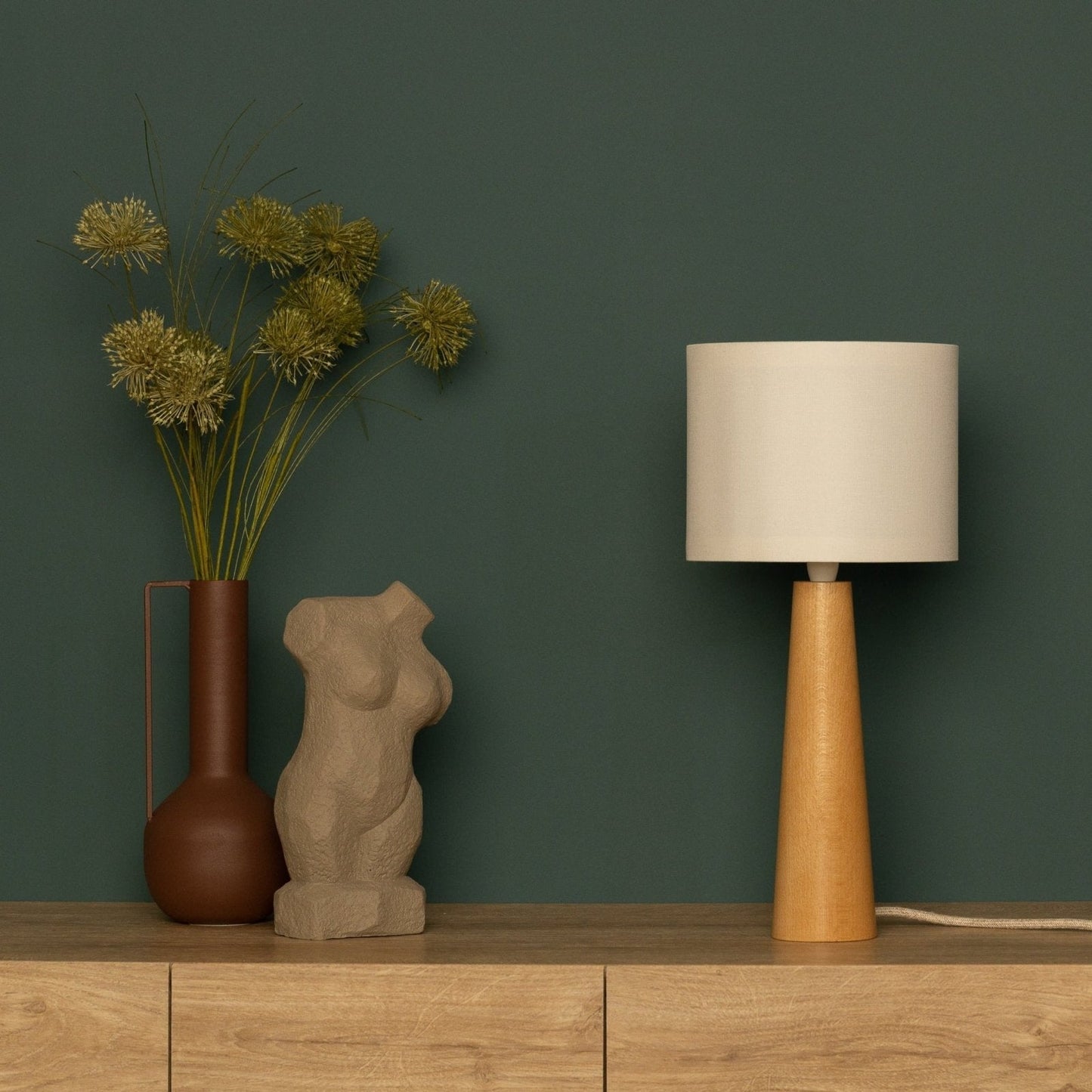 Minimalistische Holztischlampe mit Stoffschirm - Skandinavisches Design für Wohnzimmer & Schlafzimmer, natürliche Beleuchtung