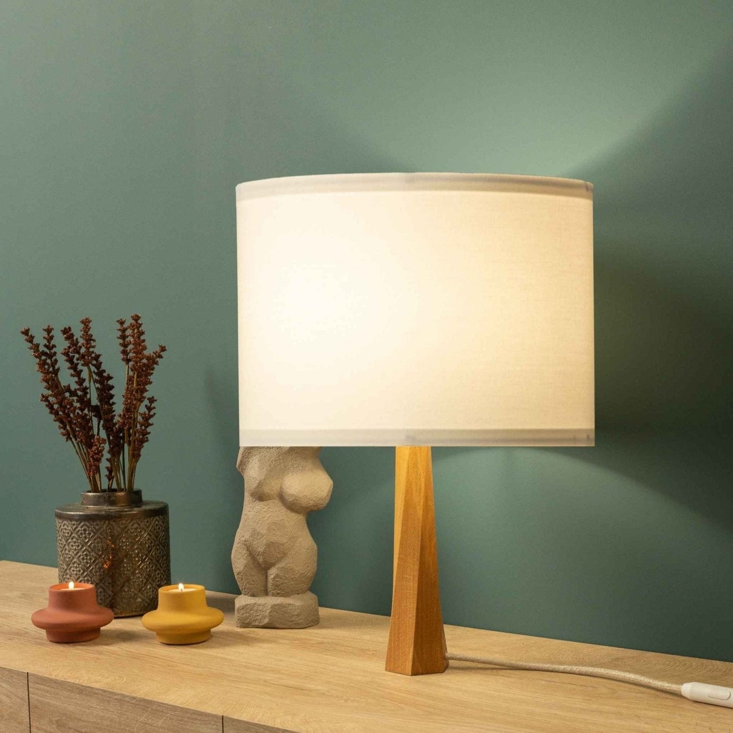 Moderne Holz-Tischlampe mit Stoffschirm - Minimalistische Tischleuchte aus Naturholz, warmes Licht für Wohnzimmer & Schlafzimmer – Skandinavisches Design