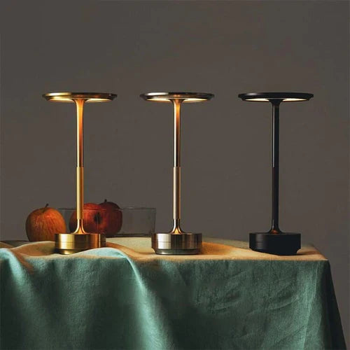 Moderne LED-Tischleuchte