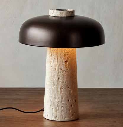 Design Tischlampe mit Travertin-Sockel & schwarzem Metallschirm – Modernes Wohnaccessoire für Wohnzimmer & Schlafzimmer