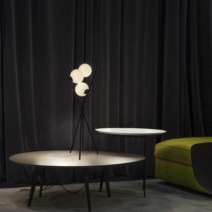 Design Tischlampe mit Kugel-Leuchten – Minimalistische LED Lampe im Skandi-Stil für Wohnzimmer, Büro & Schlafzimmer