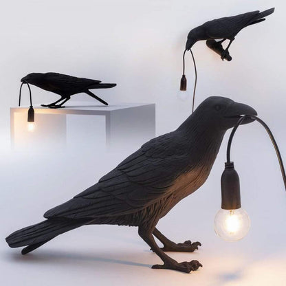 Die Rabenvogel-Lampe
