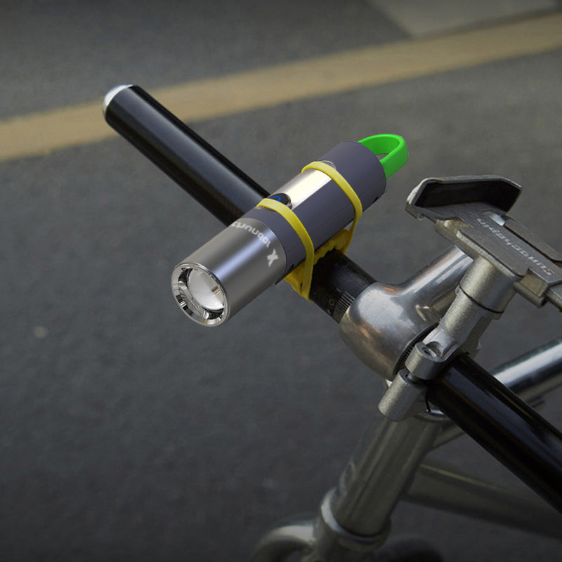 Multifunktionale LED-Taschenlampe mit Haken & Diffusor – Wiederaufladbar, wasserdicht & superhell für Outdoor & Notfälle